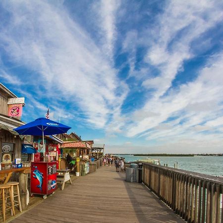 #212 Surf Song Resort St. Pete Beach Extérieur photo